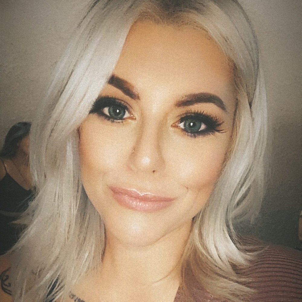 Meet your Posher, Amanda